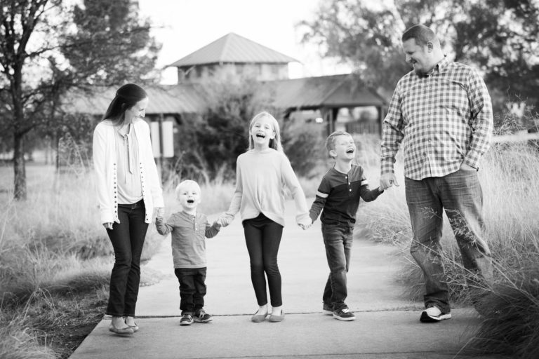 Candid, Families, Kids, Portraiture, dallas photographer, frisco family, frisco family photographer, outdoor, prosper family photographer, prosper family photography, prosper friends, prosper kids photographer, prosper photographer, prosper texas, prospertx